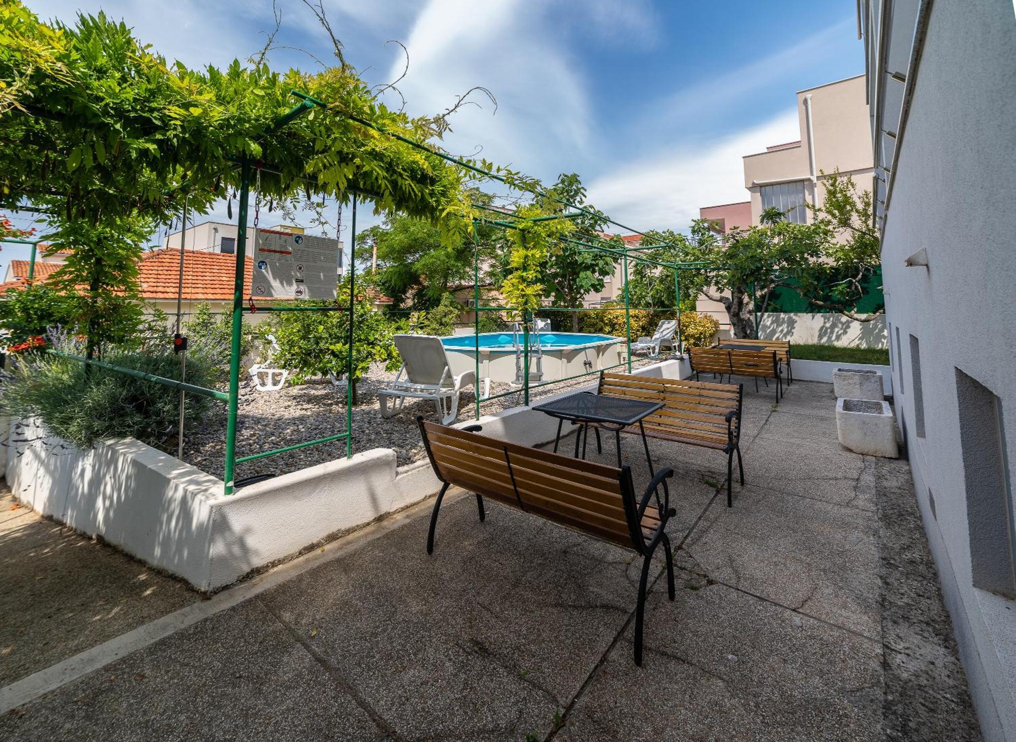Apartments Turtle Gardens Makarska Ngoại thất bức ảnh