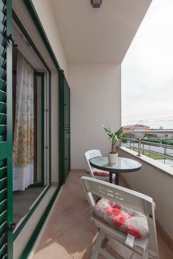 Apartments Turtle Gardens Makarska Ngoại thất bức ảnh