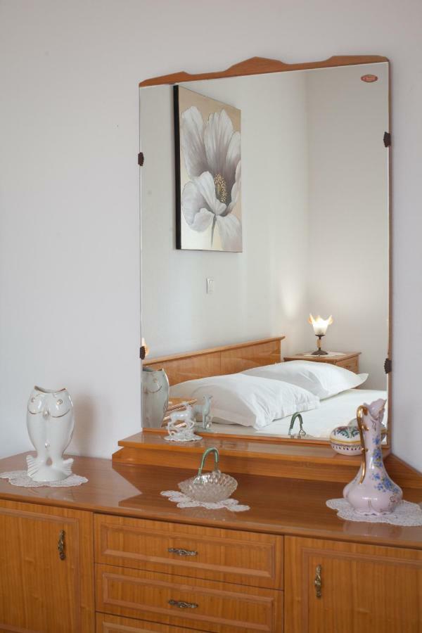Apartments Turtle Gardens Makarska Ngoại thất bức ảnh