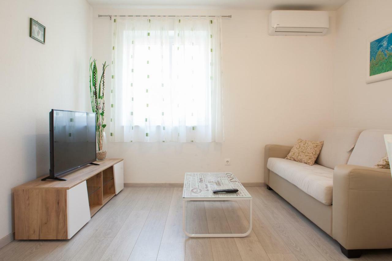 Apartments Turtle Gardens Makarska Ngoại thất bức ảnh