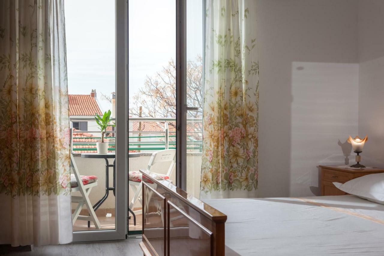 Apartments Turtle Gardens Makarska Ngoại thất bức ảnh