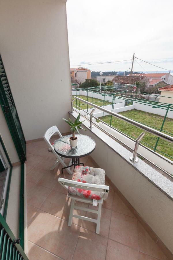 Apartments Turtle Gardens Makarska Ngoại thất bức ảnh